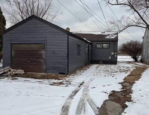 $64,900 | 70 East 150th Street, Harvey, IL 60426