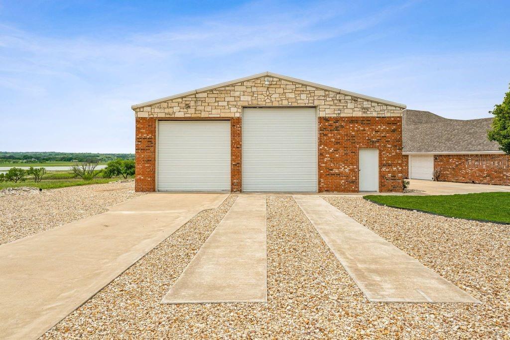 641 Comanche Lake Road Comanche, TX 76442 - Photo 4 of 34