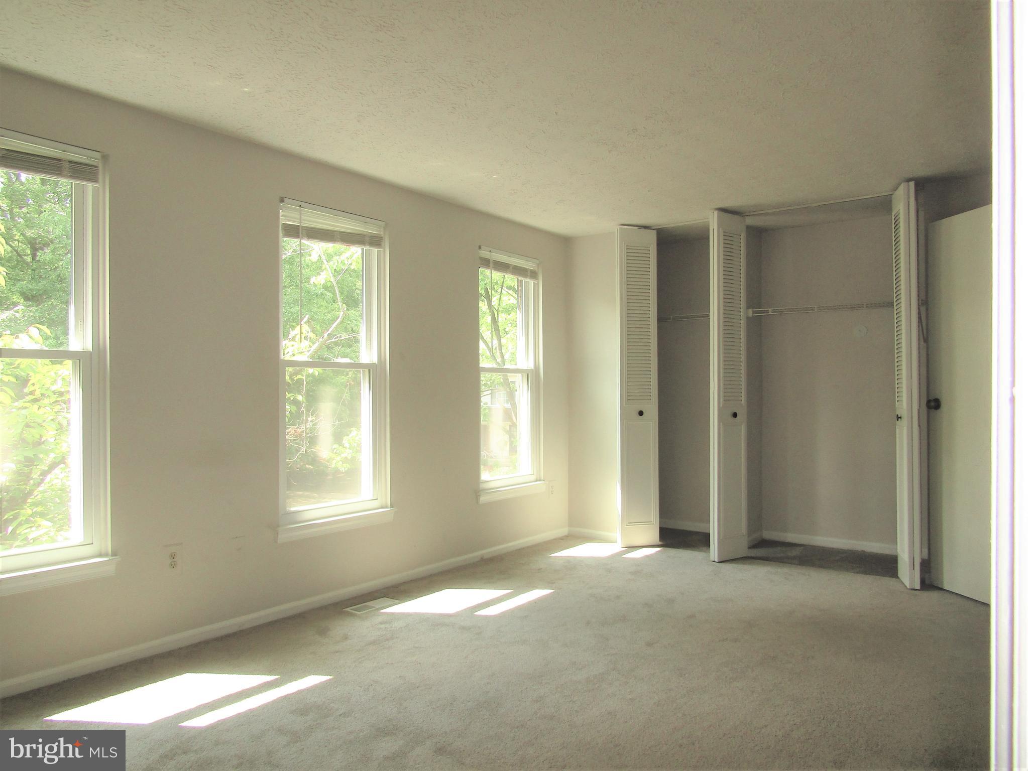 9141 Blarney Stone Drive Springfield, VA 22152 - Photo 15 of 35