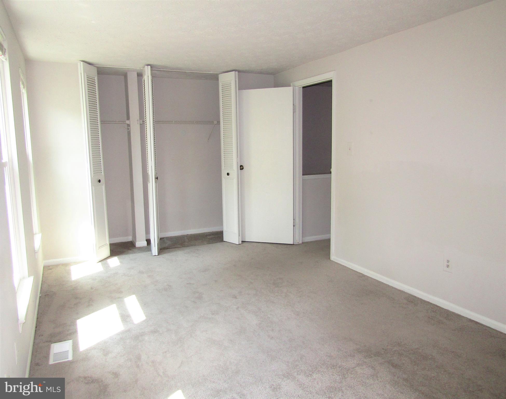 9141 Blarney Stone Drive Springfield, VA 22152 - Photo 16 of 35