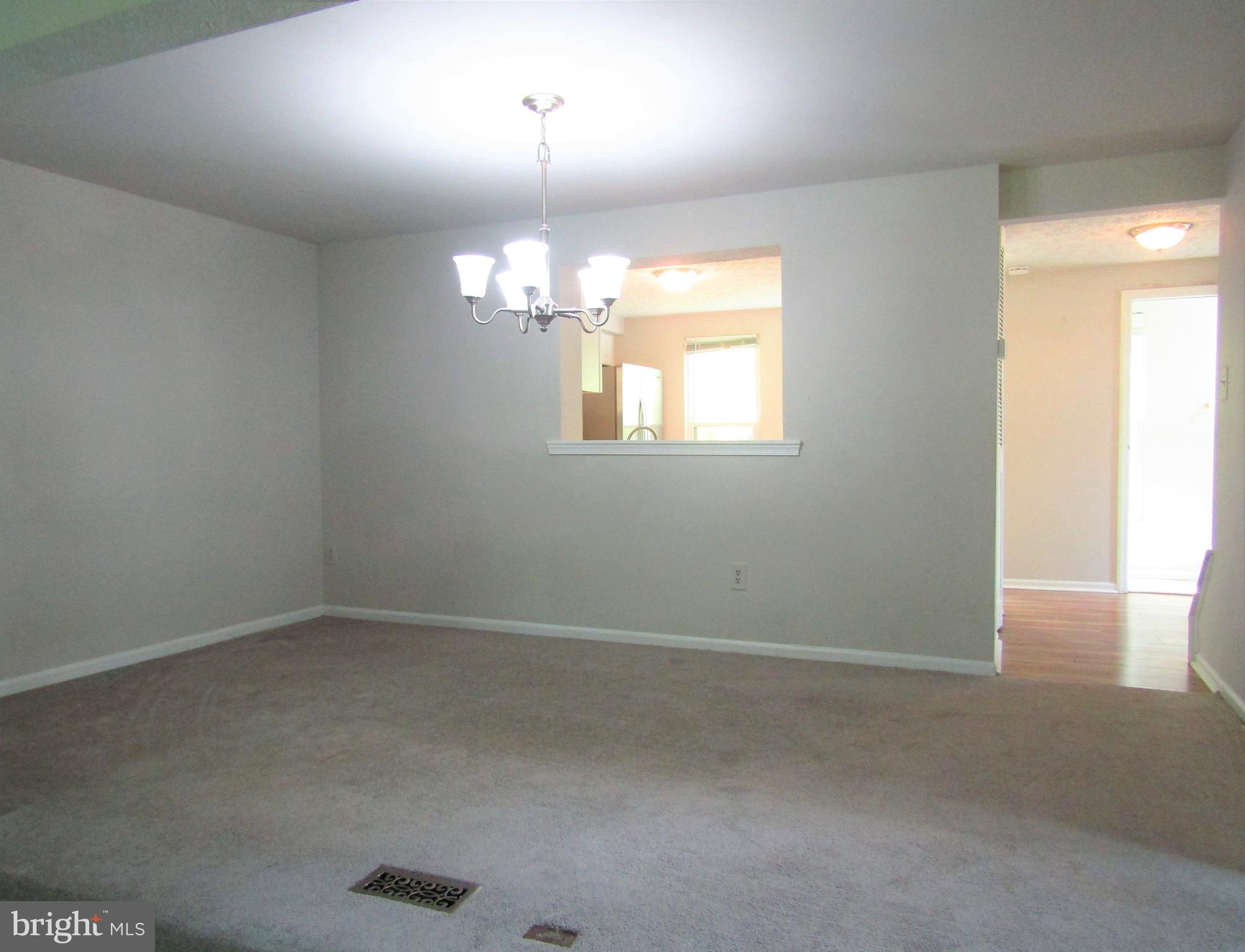 9141 Blarney Stone Drive Springfield, VA 22152 - Photo 6 of 35