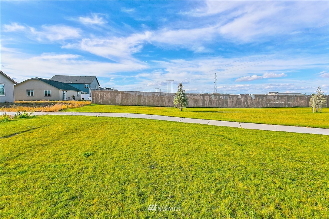 719 South Rees Street Moses Lake, WA 98837 - Photo 3 of 23 Gallery Image 3