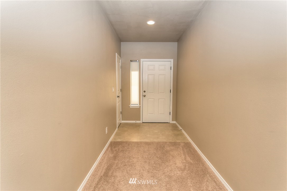 719 South Rees Street Moses Lake, WA 98837 - Photo 4 of 23 Gallery Image 4