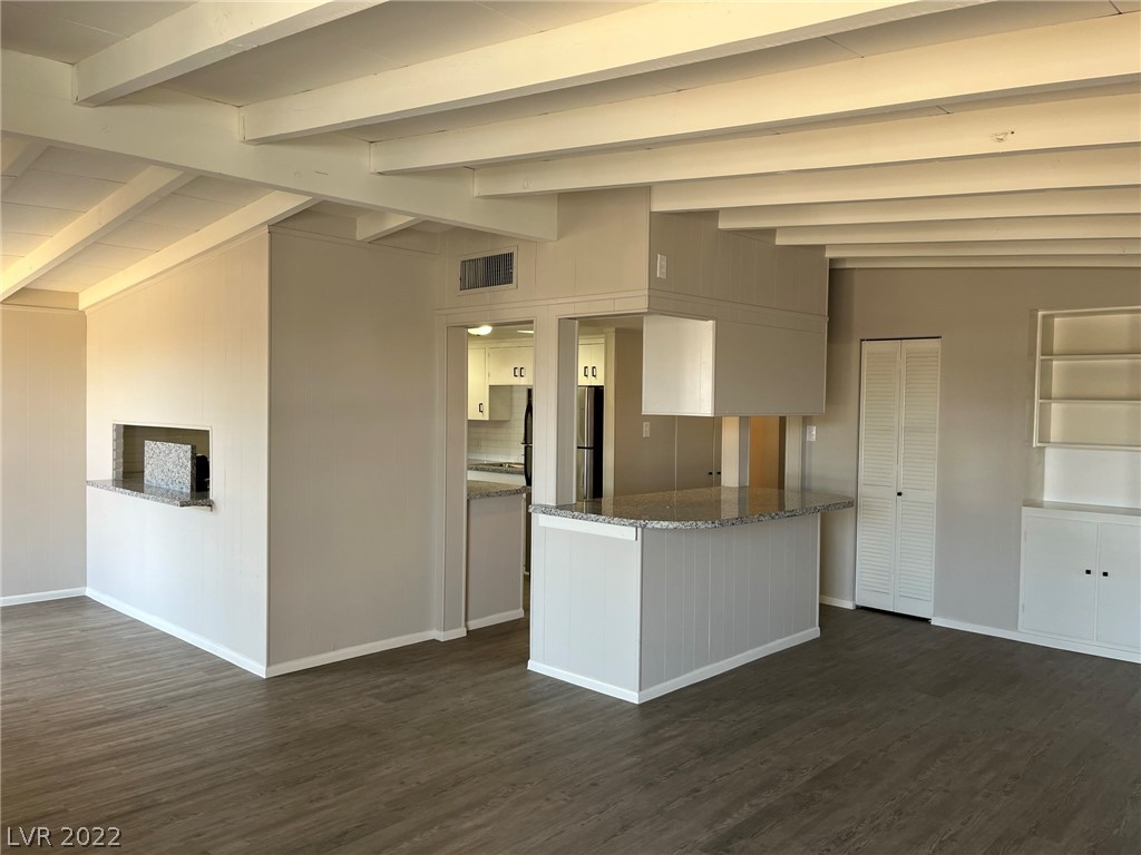 244 Hillcrest Drive Henderson, NV 89015 - Photo 3 of 42