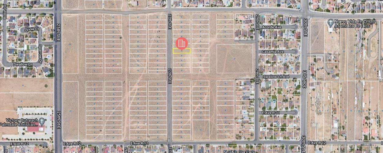 Vac/27th, Unit VIC R10 Palmdale, CA 93550 - Photo 4 of 6 a bathroom with a shower