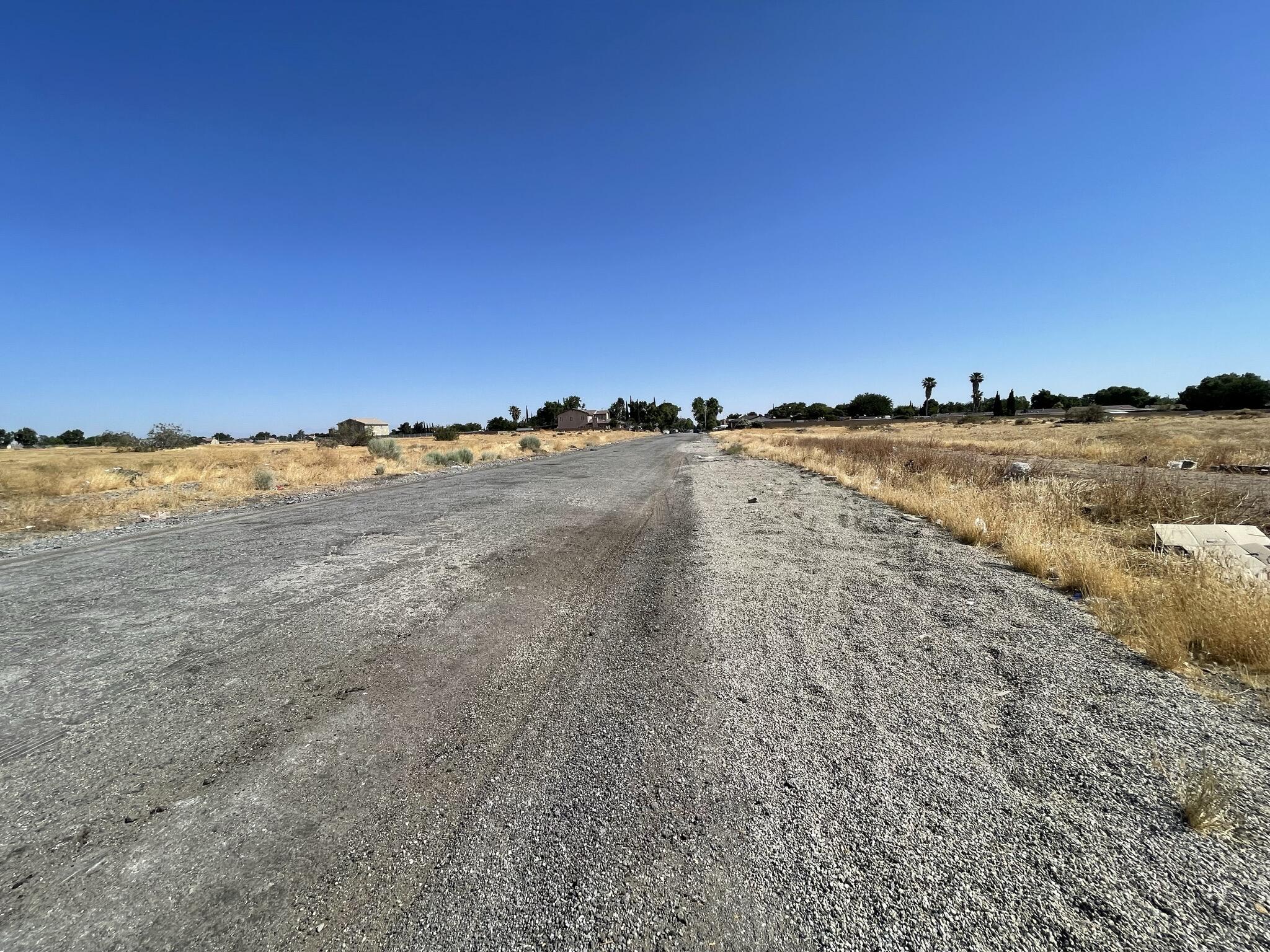 Vac/27th, Unit VIC R10 Palmdale, CA 93550 - Photo 5 of 6 a view of ocean view and mountain