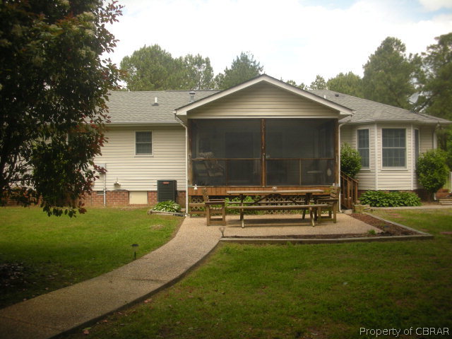 355 Howards Lane Lancaster, VA 22503 - Photo 2 of 2 Gallery Image 2