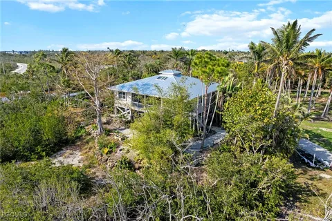 $1,850,000 | 7377 Pineland Road, Bokeelia, FL 33922