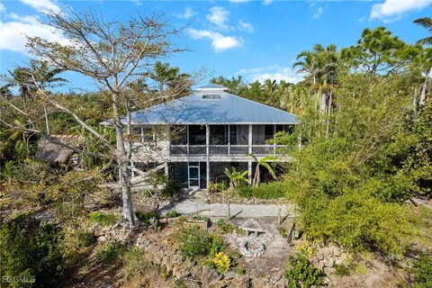$1,850,000 | 7377 Pineland Road, Bokeelia, FL 33922