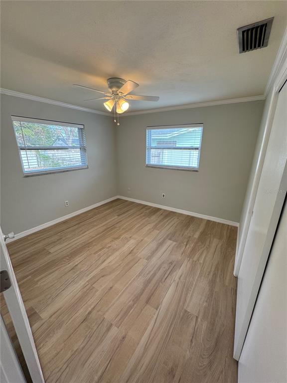 1764 Thames Street Clearwater, FL 33755 - Photo 11 of 15