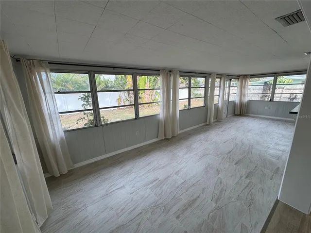 $2,499 | 1764 Thames Street, Clearwater, FL 33755