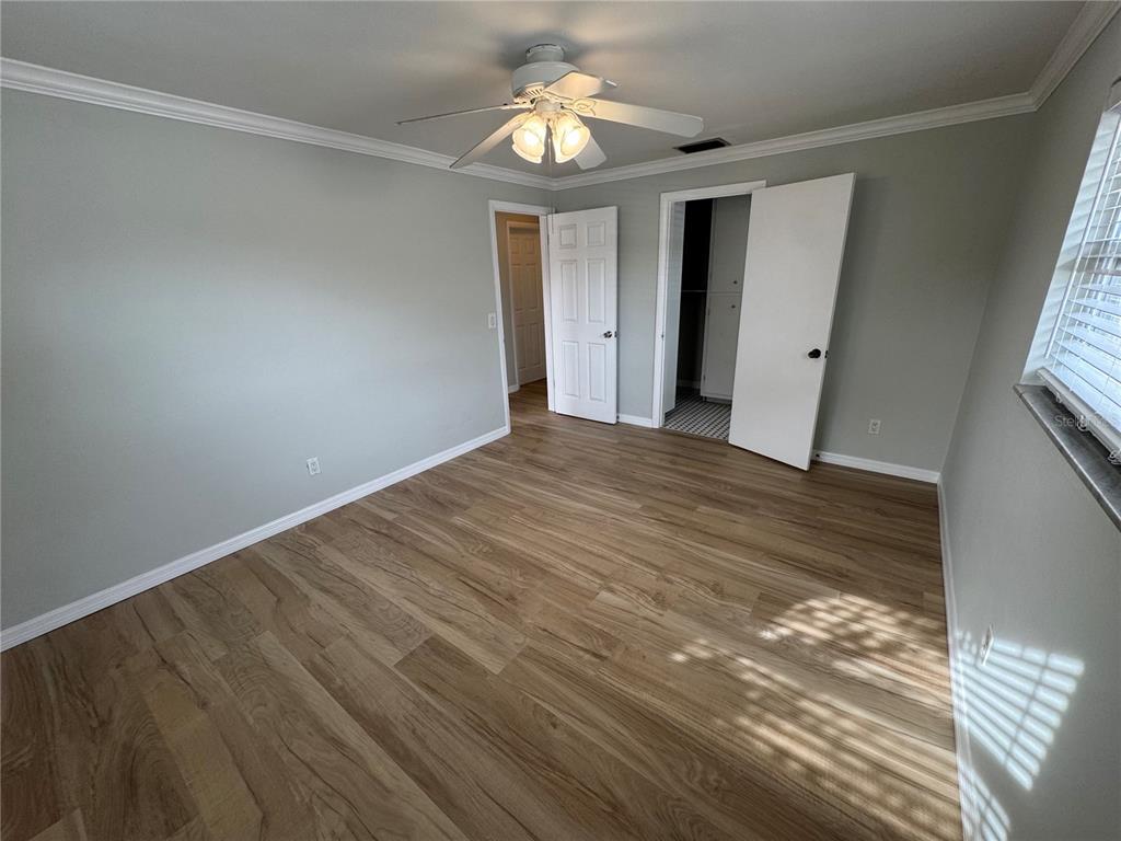 1764 Thames Street Clearwater, FL 33755 - Photo 9 of 15