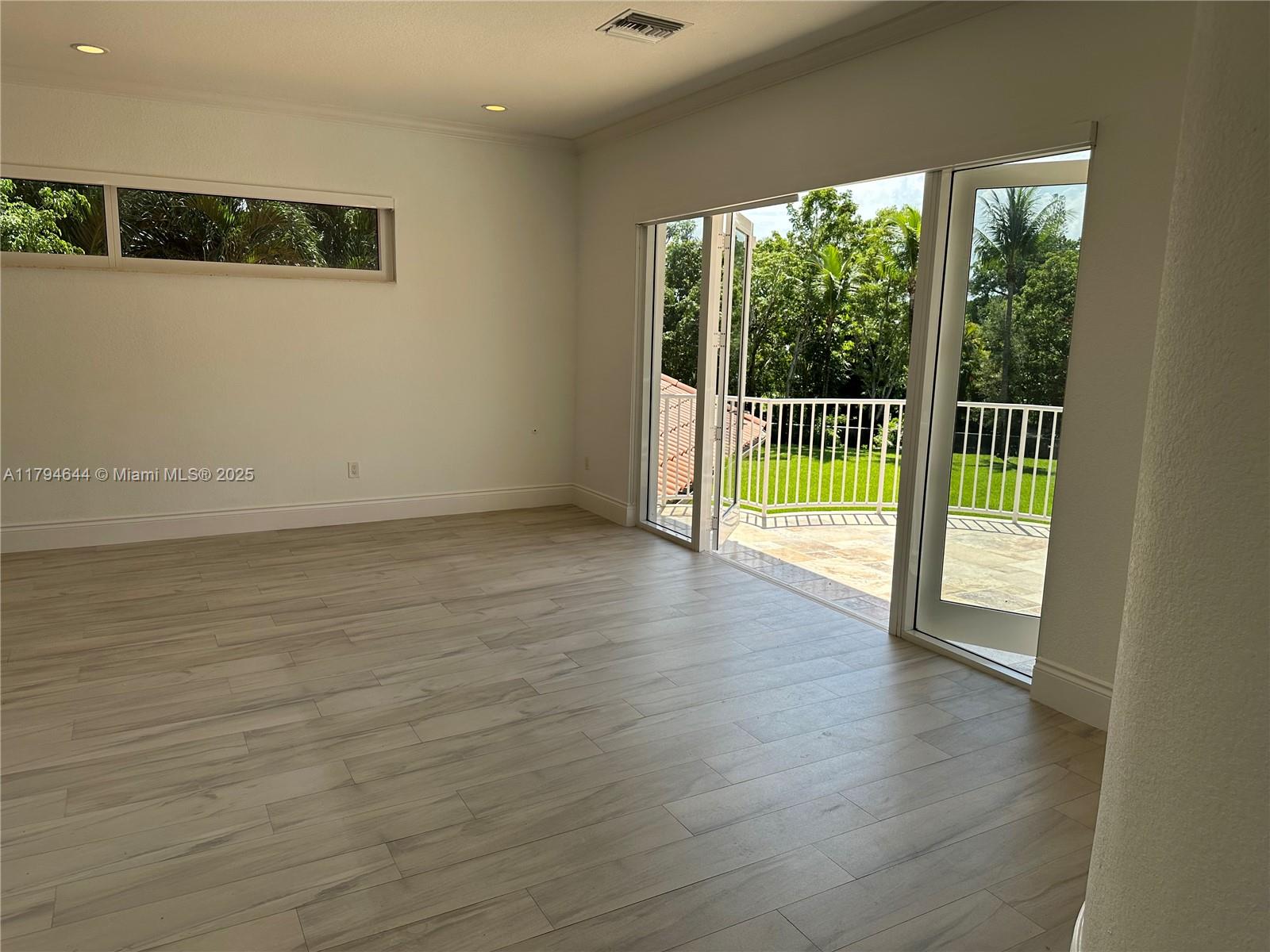 10600 Southwest 69th Avenue Pinecrest, FL 33156 - Photo 14 of 43