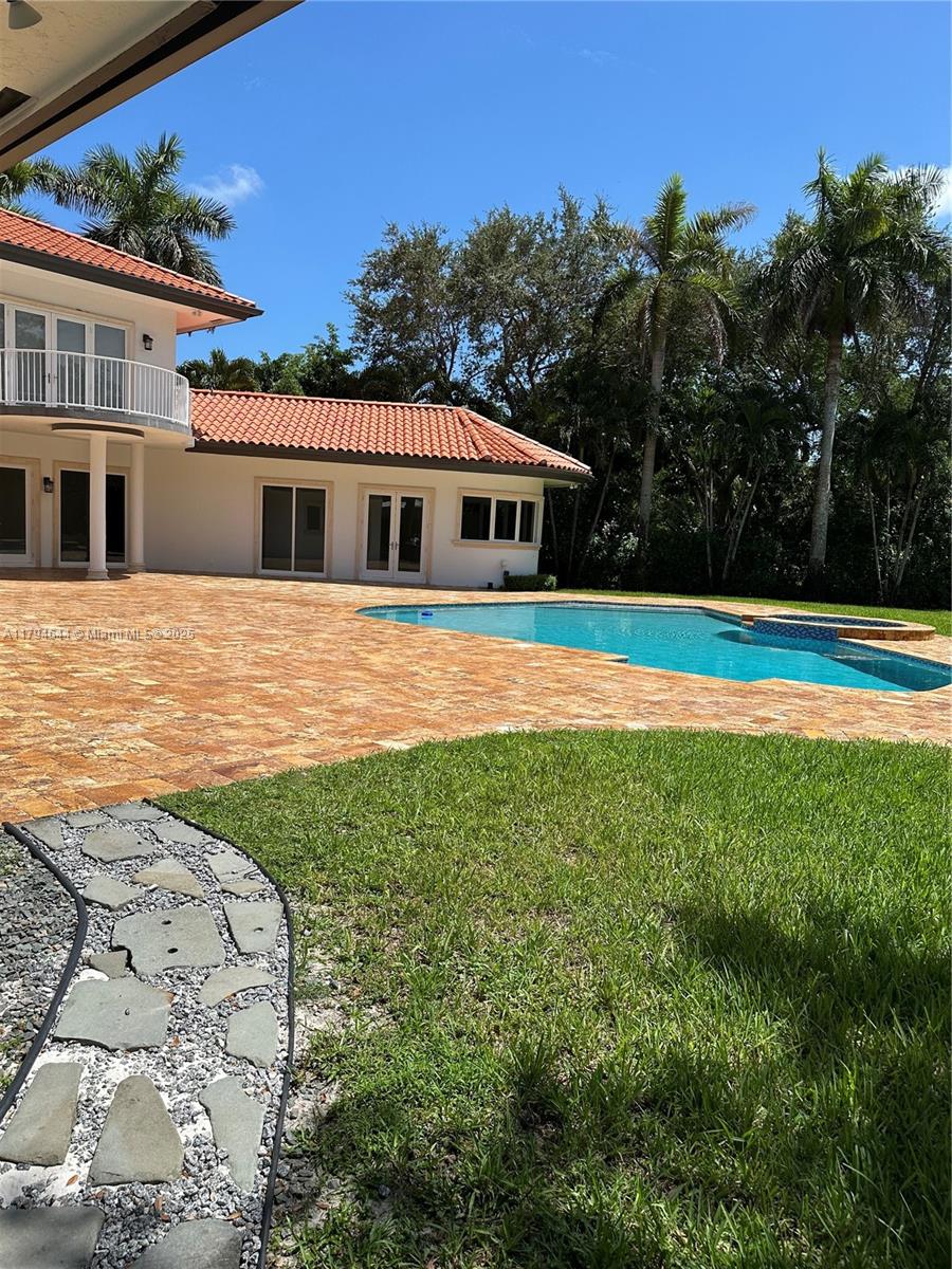 10600 Southwest 69th Avenue Pinecrest, FL 33156 - Photo 2 of 43