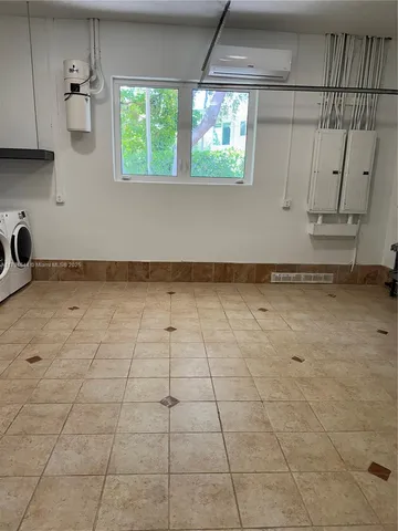 $15,500 | 10600 Southwest 69th Avenue, Pinecrest, FL 33156