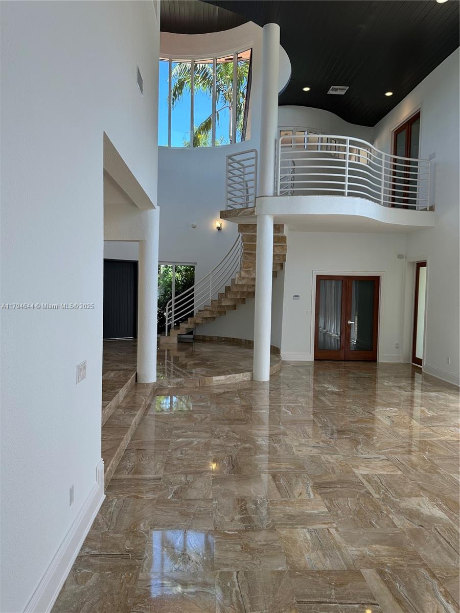 10600 Southwest 69th Avenue Pinecrest, FL 33156 - Photo 8 of 43