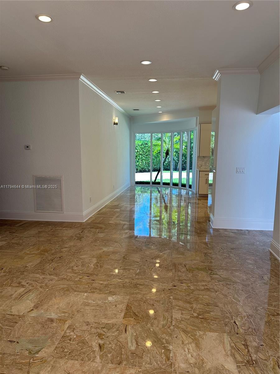 10600 Southwest 69th Avenue Pinecrest, FL 33156 - Photo 10 of 43