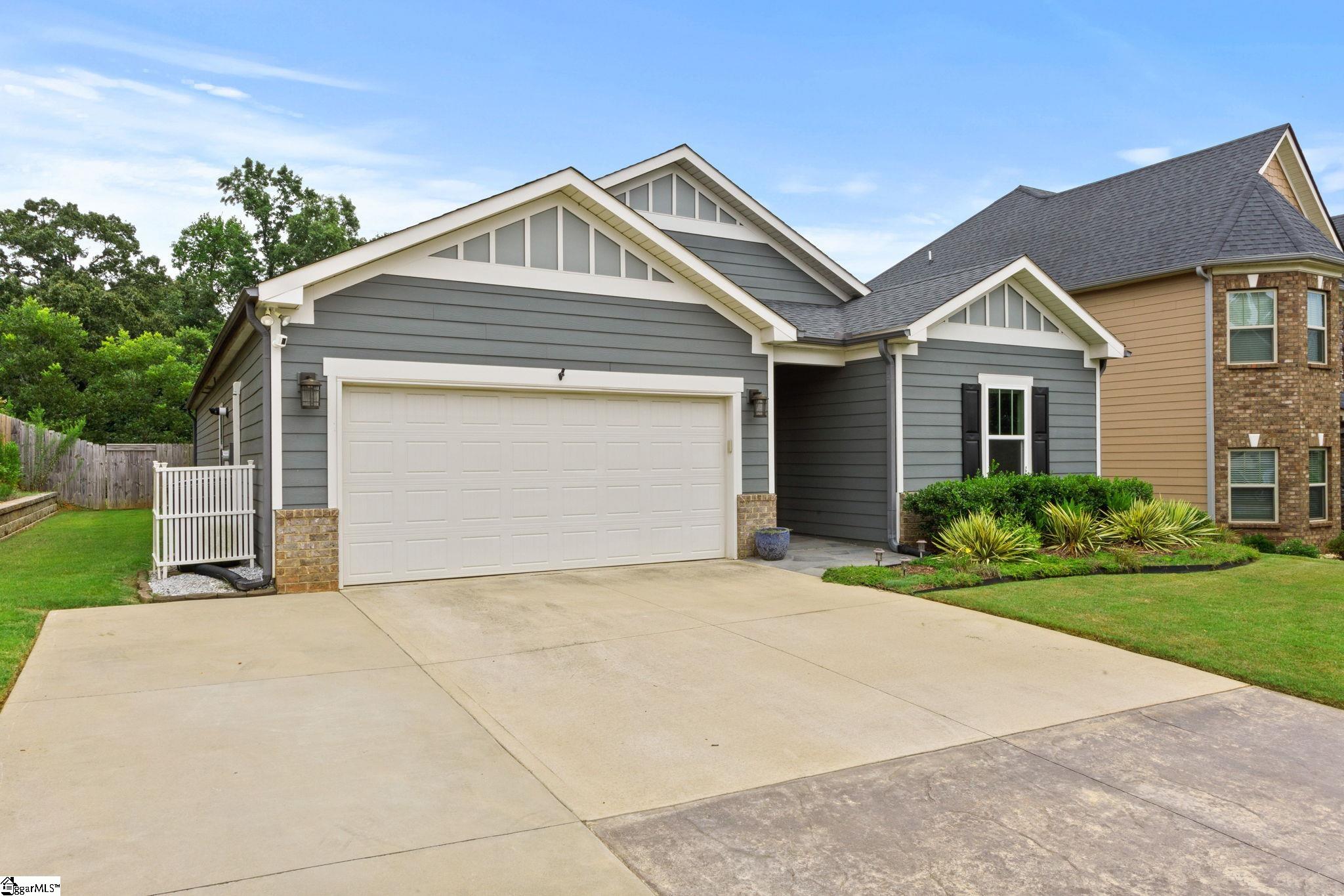 133 Redcroft Drive Greer, SC 29651 - Photo 5 of 45