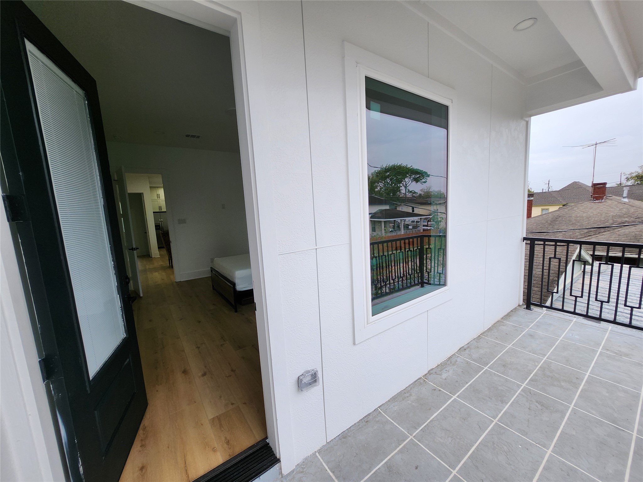 207 Carl Street, Unit B Houston, TX 77009 - Photo 15 of 16