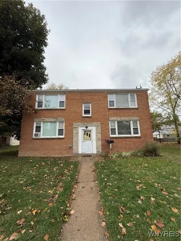 $1,275 | 3422 Raymond Drive, Hamburg, NY 14219