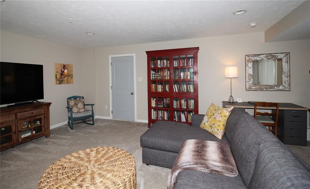 4040 Overview Drive Canonsburg, PA 15317 - Photo 43 of 48