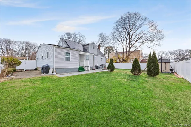 $599,000 | 50 30th Street, Wyandanch, NY 11798