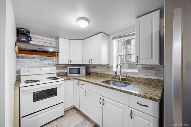 $599,000 | 50 30th Street, Wyandanch, NY 11798