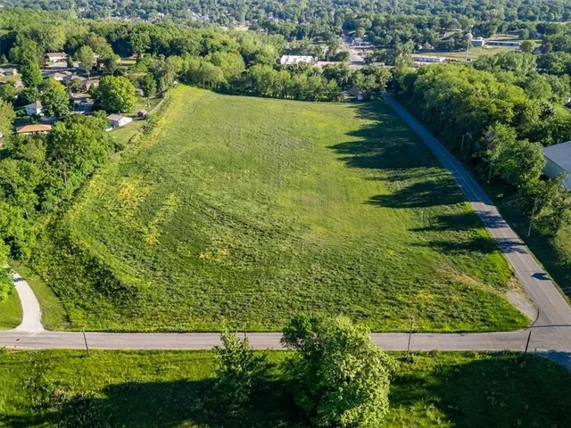 $250,000 | South 22nd Street, St. Joseph, MO 64503