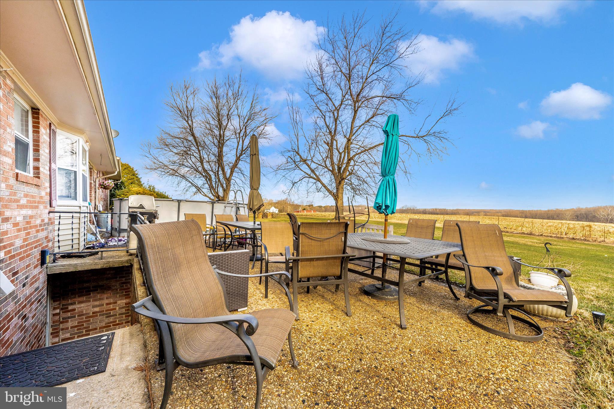25801 Long Corner Road Gaithersburg, MD 20882 - Photo 14 of 52 a view of a patio with swimming pool