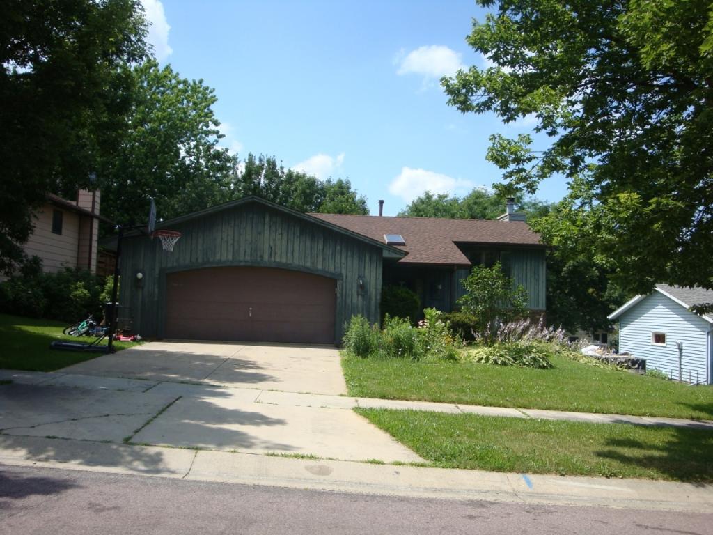 2137 5th Avenue Southwest Rochester, MN 55902 - Photo 1 of 1