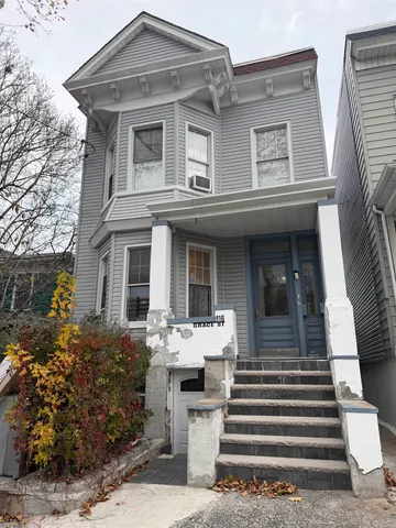 $2,800 | 116 Grace Street, Unit 2, Jersey City, NJ 07307