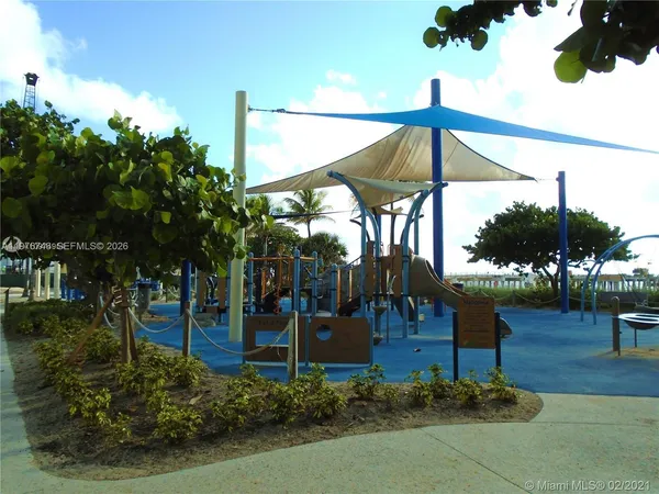 $2,500 | 400 North Riverside Drive, Unit 410, Pompano Beach, FL 33062