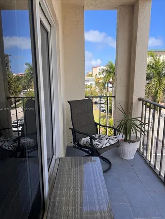 $2,500 | 400 North Riverside Drive, Unit 410, Pompano Beach, FL 33062