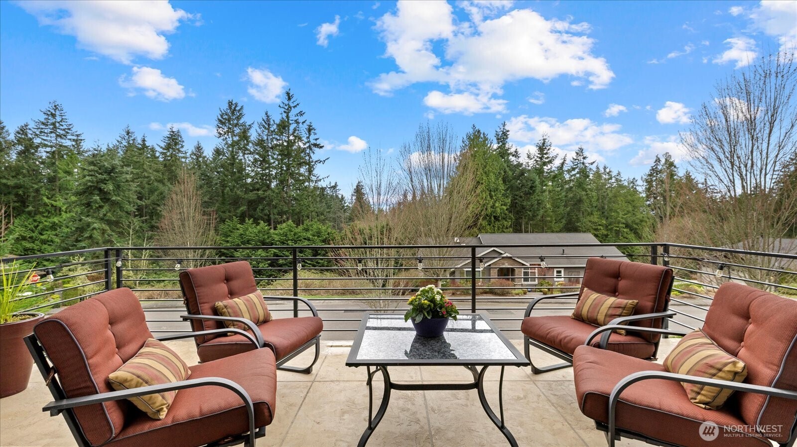 17123 69th Place West Edmonds, WA 98026 - Photo 6 of 40
