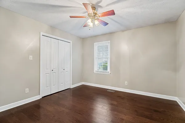$310,000 | 293 Airport Drive, McMinnville, TN 37110