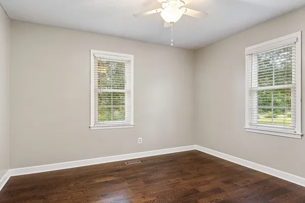 $310,000 | 293 Airport Drive, McMinnville, TN 37110