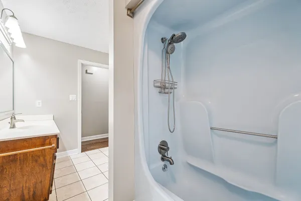 $310,000 | 293 Airport Drive, McMinnville, TN 37110