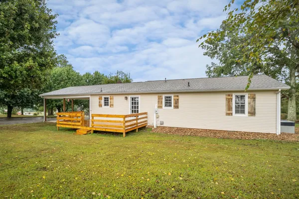$310,000 | 293 Airport Drive, McMinnville, TN 37110