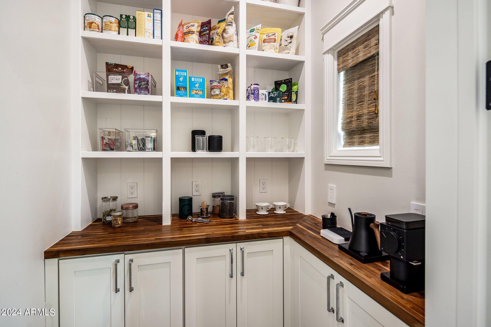 4802 North 46th Street Phoenix, AZ 85018 - Photo 15 of 48 34-web-or-mls-D46A9113