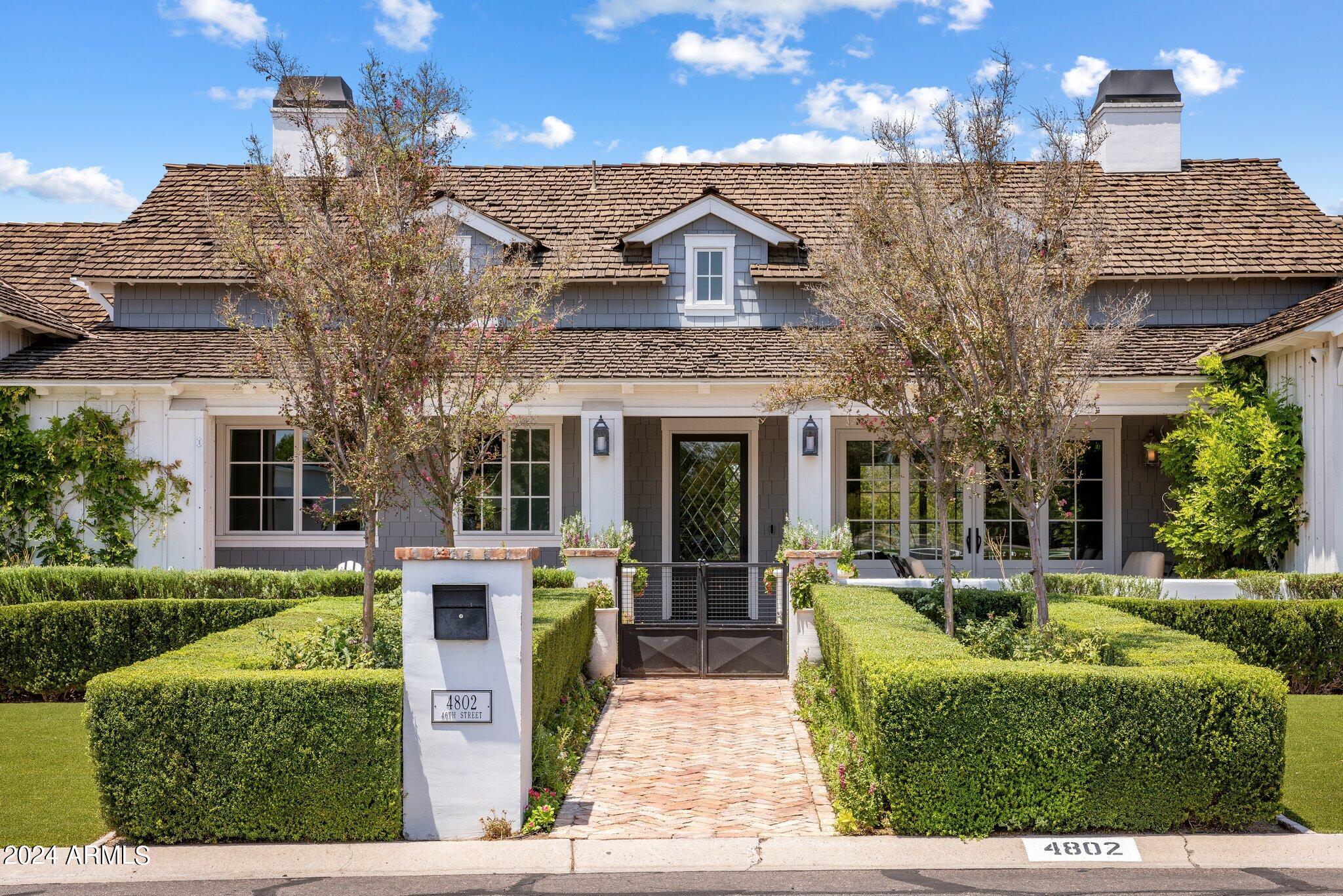 4802 North 46th Street Phoenix, AZ 85018 - Photo 2 of 48 1-web-or-mls-D46A9243