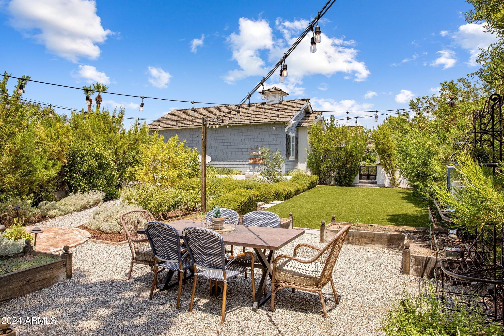 4802 North 46th Street Phoenix, AZ 85018 - Photo 44 of 48 8-web-or-mls-D46A9292