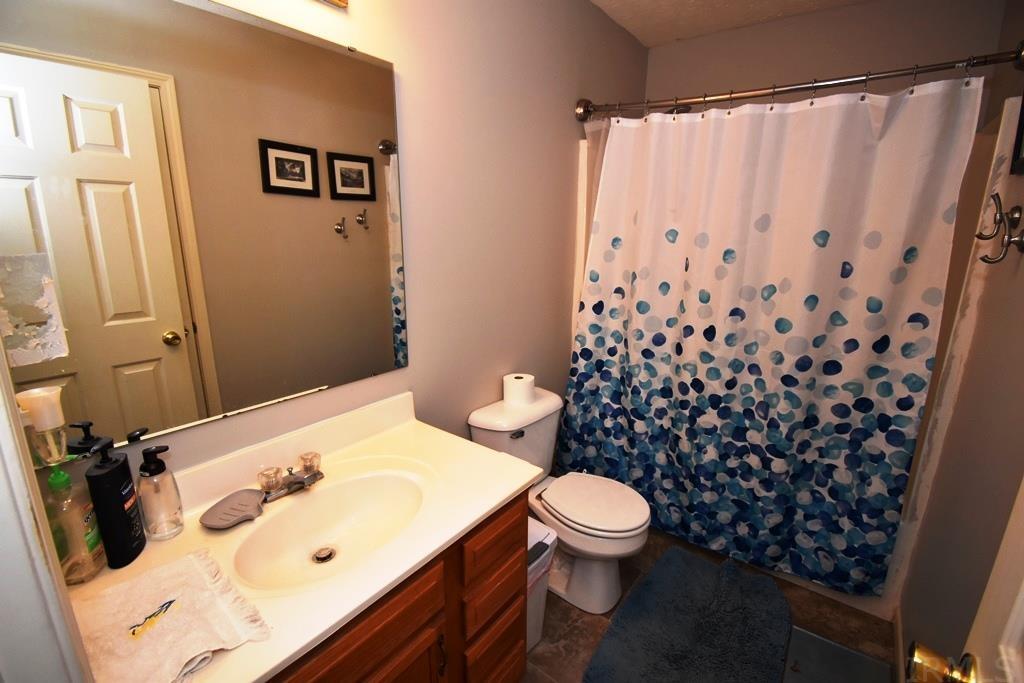 1922 South Williams Road Frankfort, IN 46041 - Photo 16 of 21 Gallery Image 16