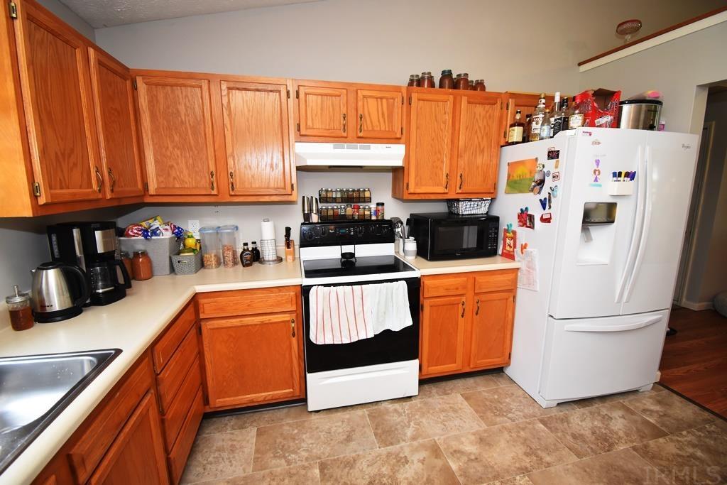 1922 South Williams Road Frankfort, IN 46041 - Photo 9 of 21 Gallery Image 9
