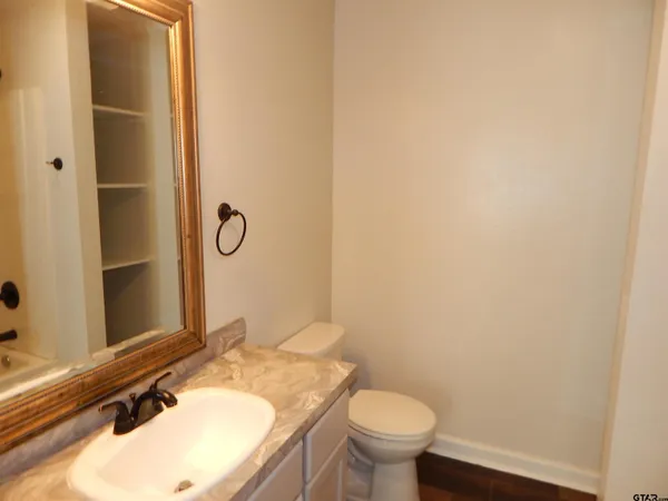 $243,000 | 4714 North Us Highway, Gilmer, TX 75644