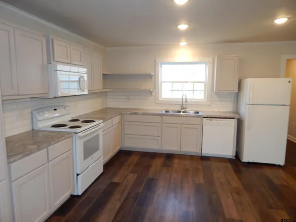 $243,000 | 4714 North Us Highway, Gilmer, TX 75644