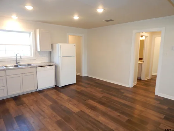 $243,000 | 4714 North Us Highway, Gilmer, TX 75644