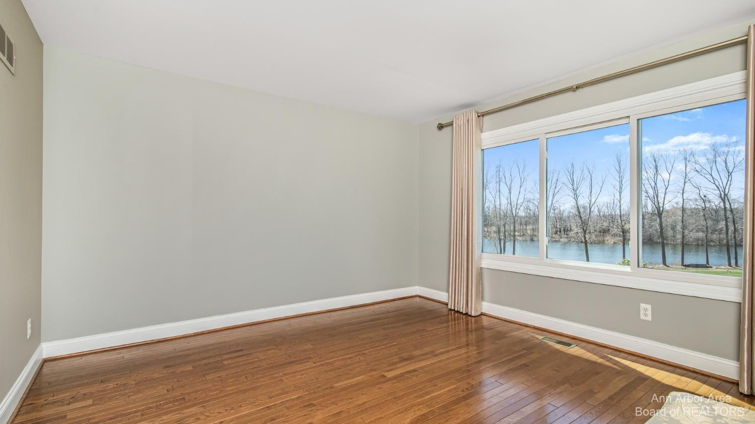 6859 Daly Road Dexter, MI 48130 - Photo 32 of 83 Photo 32