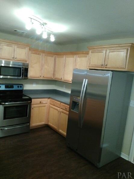 5834 Fairlands Road Milton, FL 32583 - Photo 7 of 12 Gallery Image 7