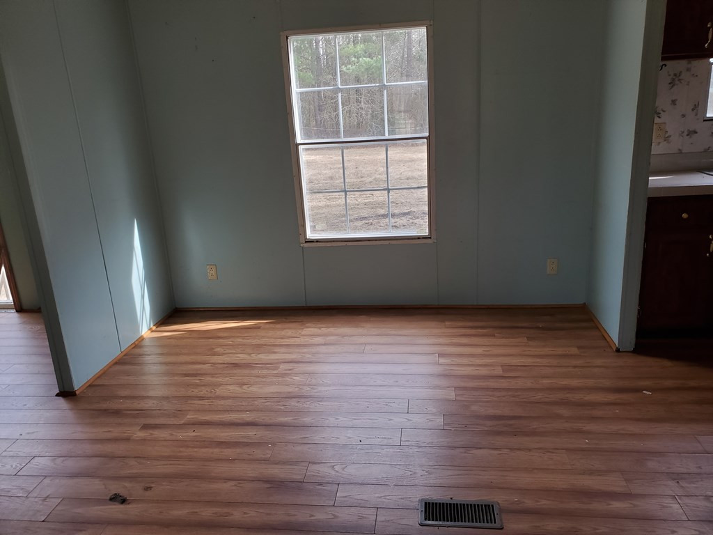 358 Perry Miller Road Kenansville, NC 28349 - Photo 4 of 16 Gallery Image 4