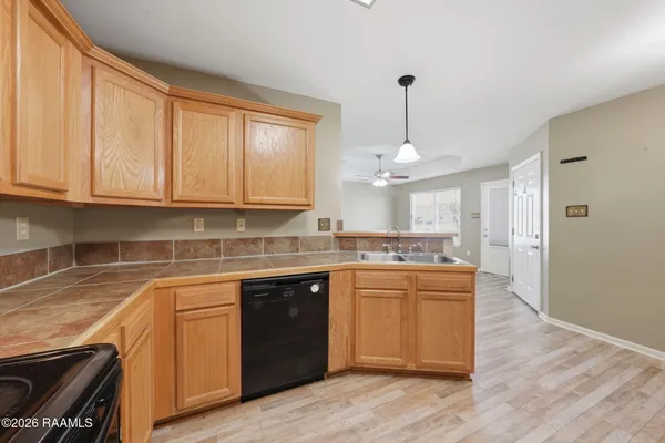 $1,000 | 1422 Southport Boulevard, Unit A, New Iberia, LA 70560